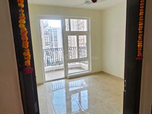 2 BHK Apartment in Gomti Nagar for rent Lucknow. The reference number is 21316571