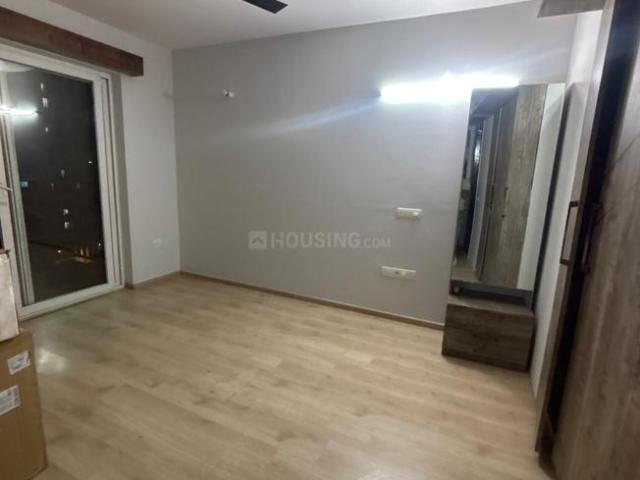 2 BHK Apartment in Gomti Nagar for resale Lucknow. The reference number is 19911286