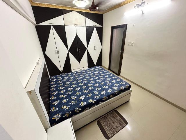 2 BHK Apartment in Goregaon East for rent Mumbai. The reference number is 20836061