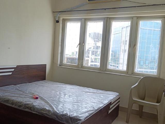 2 BHK Apartment in Goregaon East for rent Mumbai. The reference number is 20935211