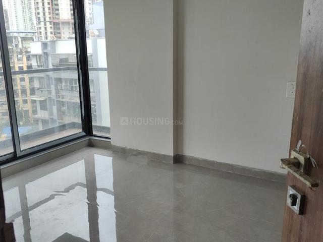 2 BHK Apartment in Goregaon East for rent Mumbai. The reference number is 21010740