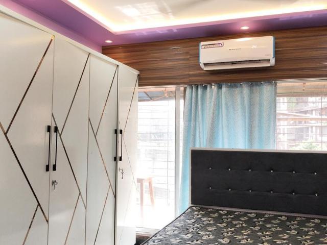 2 BHK Apartment in Goregaon East for rent Mumbai. The reference number is 21075739