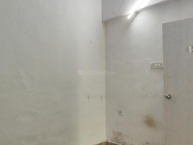2 BHK Apartment in Goregaon East for rent Mumbai. The reference number is 21172053