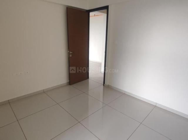2 BHK Apartment in Goregaon East for rent Mumbai. The reference number is 21206112