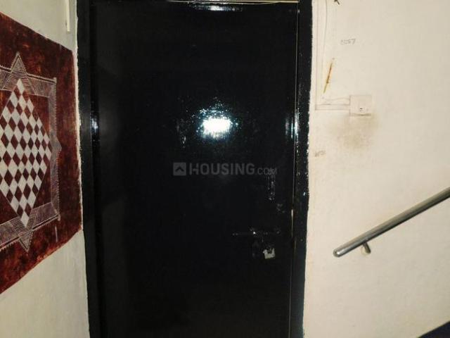 2 BHK Apartment in Goregaon East for rent Mumbai. The reference number is 21330397