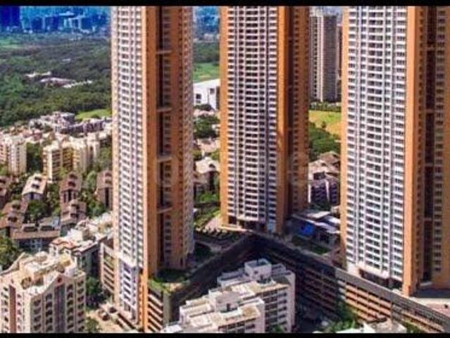 2 BHK Apartment in Goregaon East for resale Mumbai. The reference number is 11122357