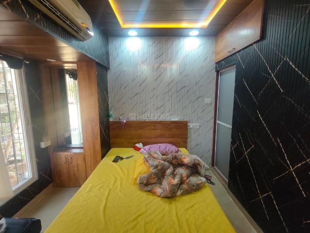 2 BHK Apartment in Goregaon East for resale Mumbai. The reference number is 19697338