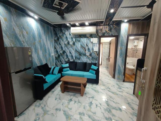 2 BHK Apartment in Goregaon East for resale Mumbai. The reference number is 19784129