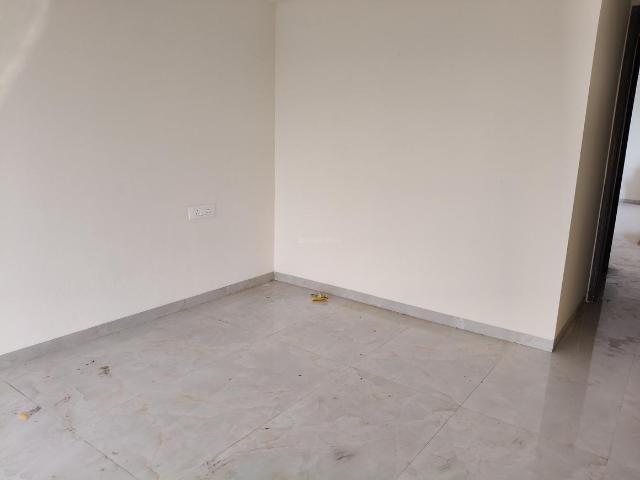 2 BHK Apartment in Goregaon East for resale Mumbai. The reference number is 19890837