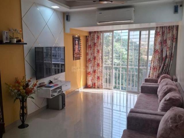 2 BHK Apartment in Goregaon East for resale Mumbai. The reference number is 20243116