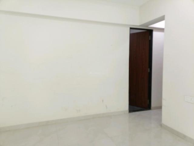 2 BHK Apartment in Goregaon East for resale Mumbai. The reference number is 20546174