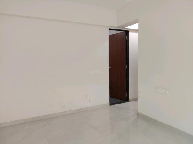 2 BHK Apartment in Goregaon East for resale Mumbai. The reference number is 20750193