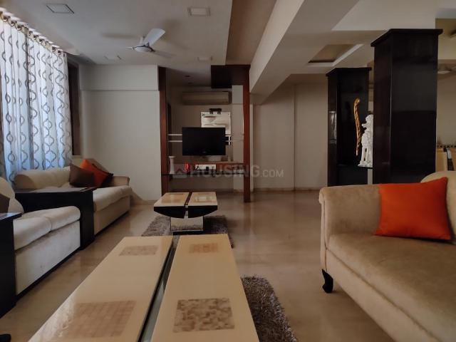 2 BHK Apartment in Goregaon West for rent Mumbai. The reference number is 16976135