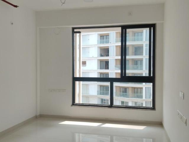 2 BHK Apartment in Goregaon West for rent Mumbai. The reference number is 17544013