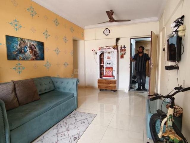 2 BHK Apartment in Goregaon West for rent Mumbai. The reference number is 19540174