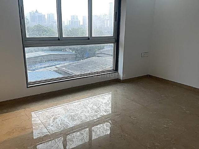 2 BHK Apartment in Goregaon West for rent Mumbai. The reference number is 19555001