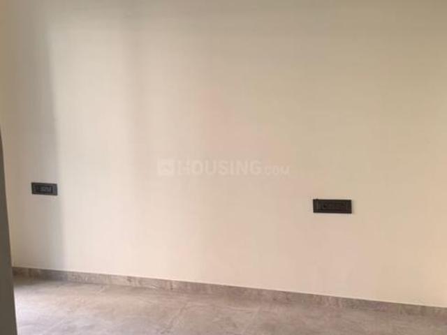 2 BHK Apartment in Goregaon West for rent Mumbai. The reference number is 19566957