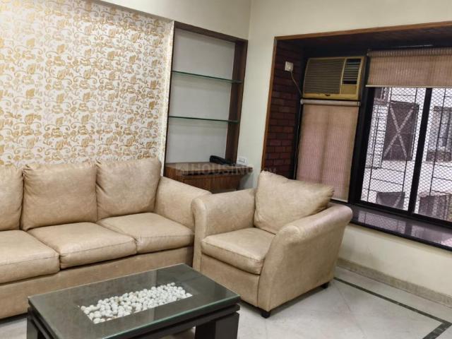 2 BHK Apartment in Goregaon West for rent Mumbai. The reference number is 19690511