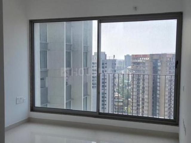 2 BHK Apartment in Goregaon West for rent Mumbai. The reference number is 19899389