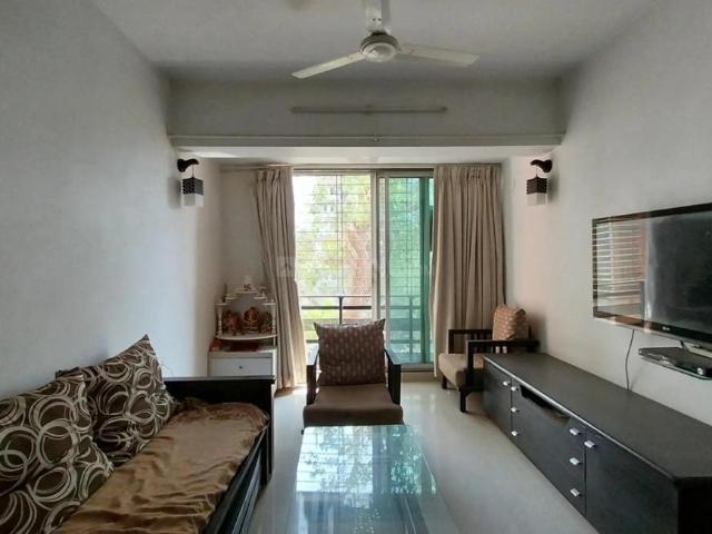 2 BHK Apartment in Goregaon West for rent Mumbai. The reference number is 19913479