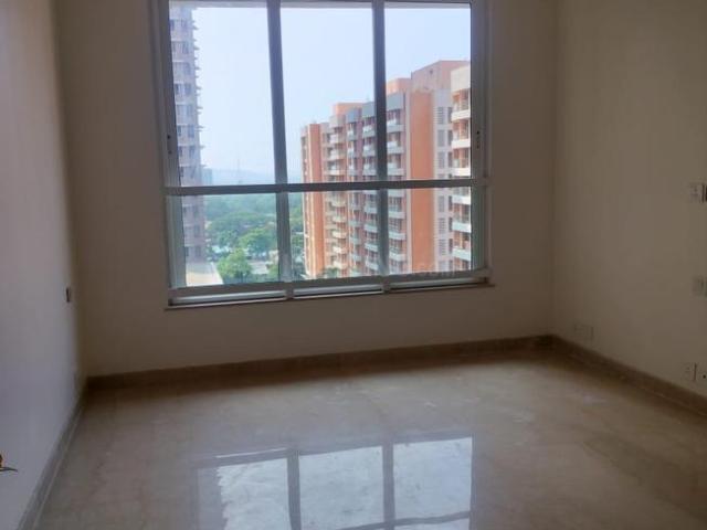 2 BHK Apartment in Goregaon West for rent Mumbai. The reference number is 20768302