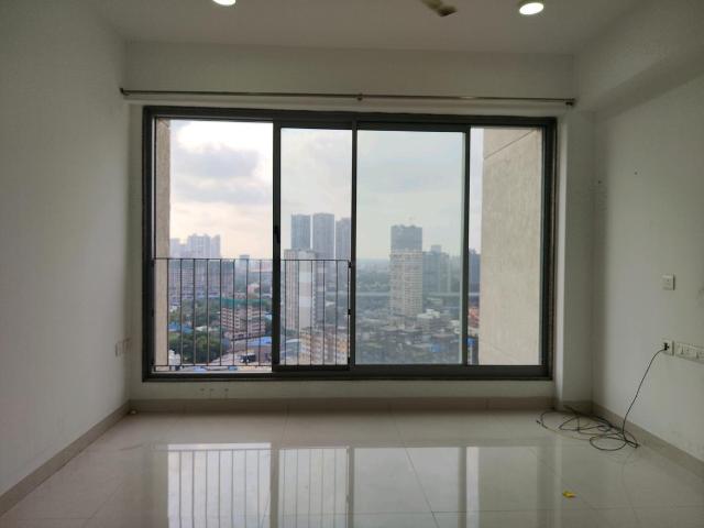 2 BHK Apartment in Goregaon West for rent Mumbai. The reference number is 21002696
