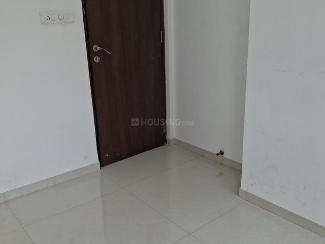 2 BHK Apartment in Goregaon West for rent Mumbai. The reference number is 21029798