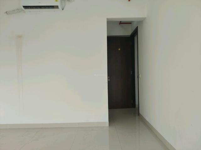 2 BHK Apartment in Goregaon West for rent Mumbai. The reference number is 21063737