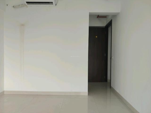 2 BHK Apartment in Goregaon West for rent Mumbai. The reference number is 21063792