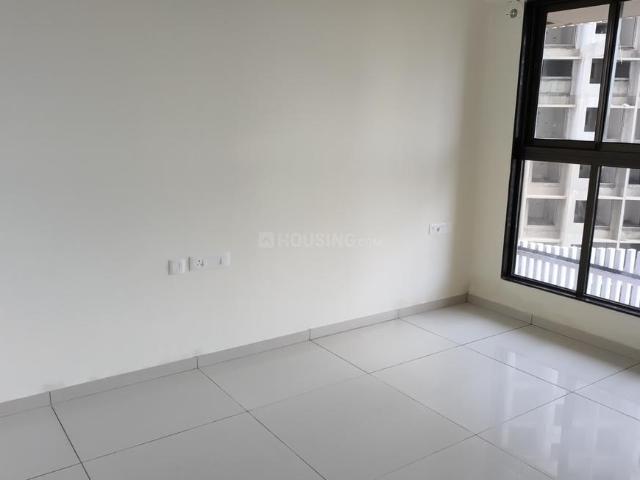 2 BHK Apartment in Goregaon West for rent Mumbai. The reference number is 21074788