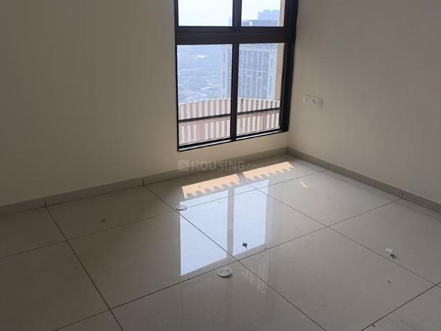 2 BHK Apartment in Goregaon West for rent Mumbai. The reference number is 21329610