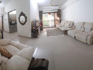 2 BHK Apartment in Goregaon West for resale Mumbai. The reference number is 13610826