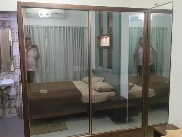 2 BHK Apartment in Goregaon West for resale Mumbai. The reference number is 17035520