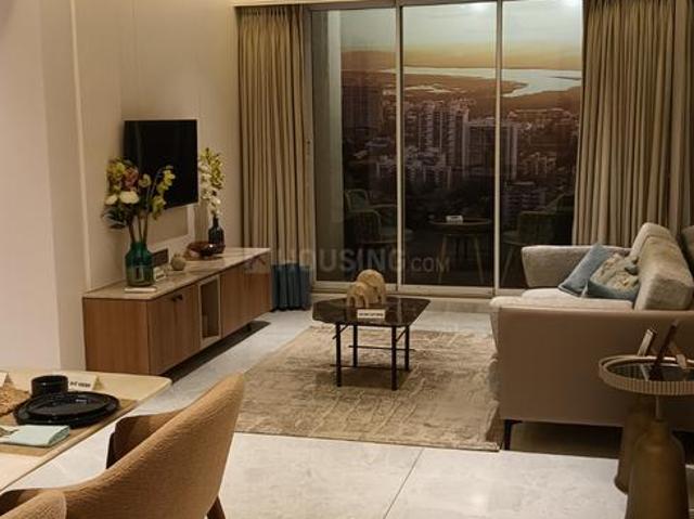 2 BHK Apartment in Goregaon West for resale Mumbai. The reference number is 18430328
