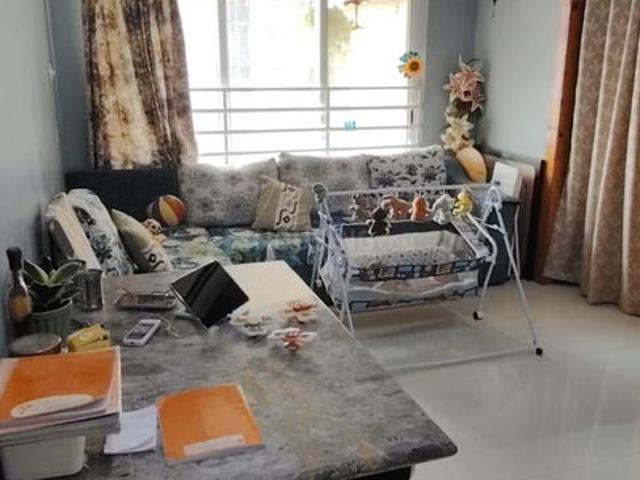 2 BHK Apartment in Goregaon West for resale Mumbai. The reference number is 18615576