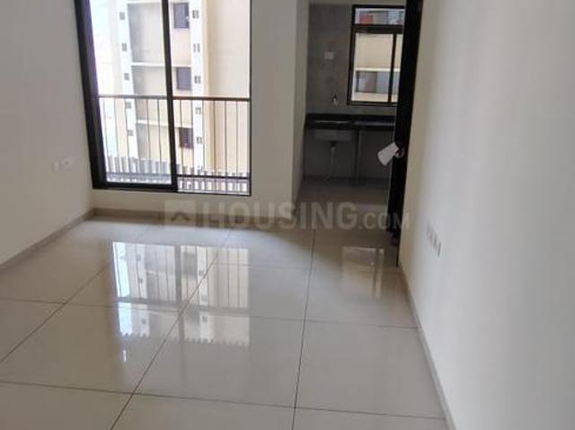 2 BHK Apartment in Goregaon West for resale Mumbai. The reference number is 19323741