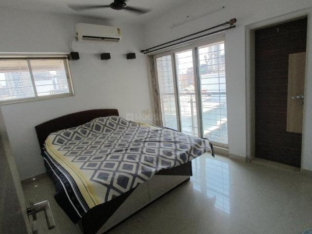 2 BHK Apartment in Goregaon West for resale Mumbai. The reference number is 20270919