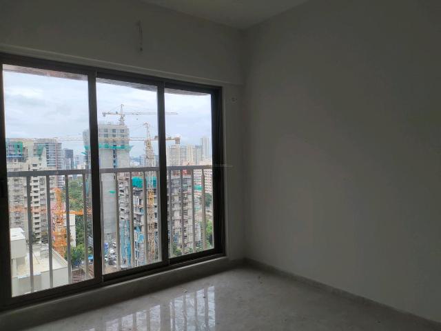 2 BHK Apartment in Goregaon West for resale Mumbai. The reference number is 20582467