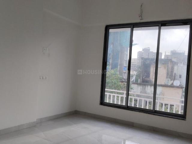 2 BHK Apartment in Goregaon West for resale Mumbai. The reference number is 20684401