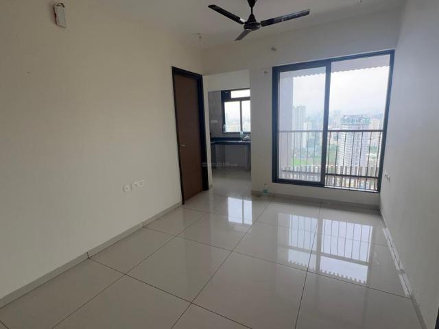 2 BHK Apartment in Goregaon West for resale Mumbai. The reference number is 20723817
