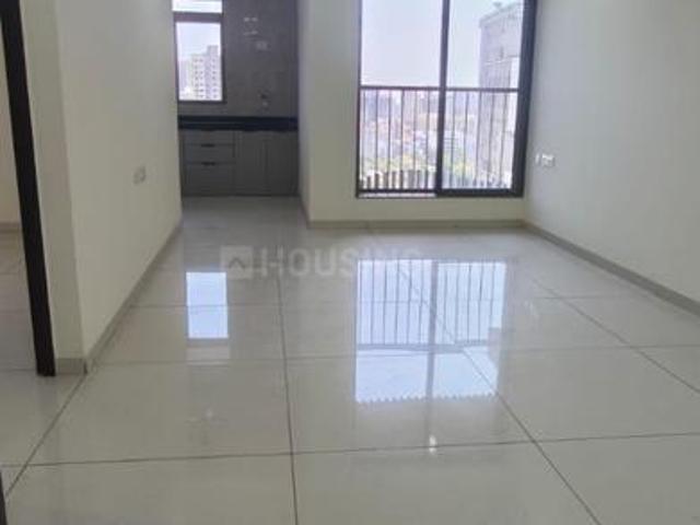 2 BHK Apartment in Goregaon West for resale Mumbai. The reference number is 20940454