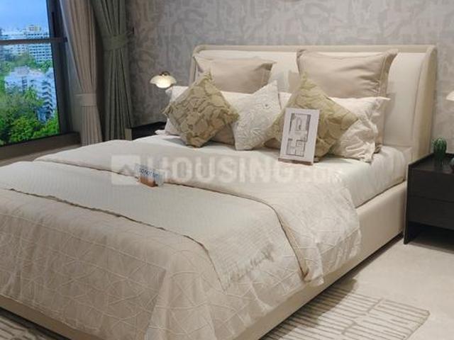 2 BHK Apartment in Goregaon West for resale Mumbai. The reference number is 20966248