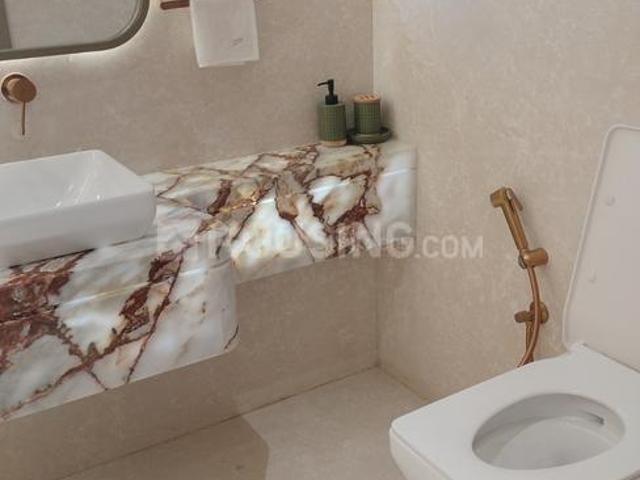 2 BHK Apartment in Goregaon West for resale Mumbai. The reference number is 20966264