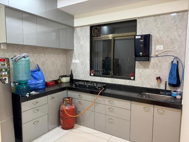 2 BHK Apartment in Goregaon West for resale Mumbai. The reference number is 21190201