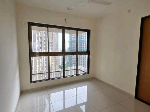 2 BHK Apartment in Goregaon West for resale Mumbai. The reference number is 21110839