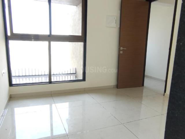 2 BHK Apartment in Goregaon West for resale Mumbai. The reference number is 21253625