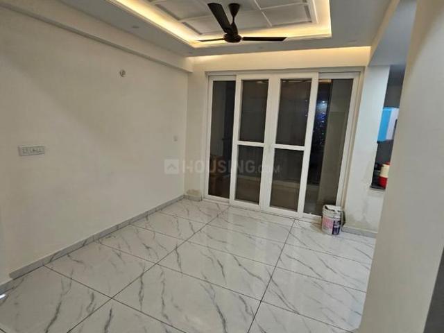 2 BHK Apartment in Gazipur for rent Zirakpur. The reference number is 17599278