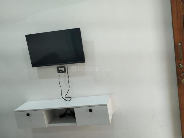 2 BHK Apartment in Gachibowli for rent Hyderabad. The reference number is 20874953
