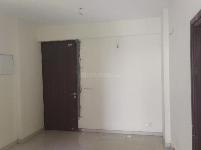 2 BHK Apartment in Gagan Vihar for rent Ghaziabad. The reference number is 15856392