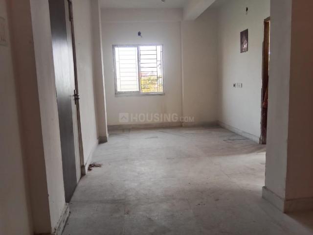 2 BHK Apartment in Garfa for resale Kolkata. The reference number is 21010402